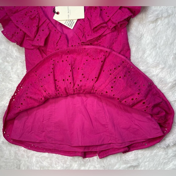 Ted Baker Mazieh Ruffled
Eyelet Top Bright Fuchsia floral embroidery Size 2 NWT - Picture 11 of 12